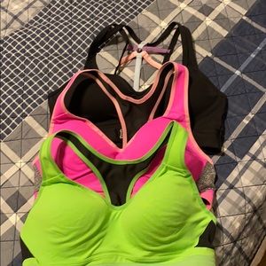 3 Victoria’s Secret sports bras
